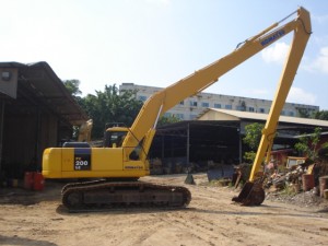 PC200LC-7_ (4).JPG  