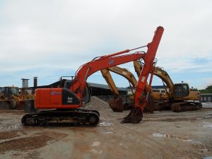 ZX225USRLC_ (1).JPG  