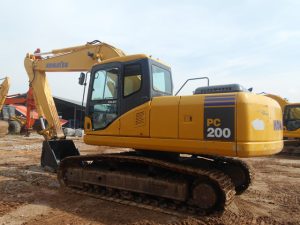 PC200-7_ (2).JPG &nbsp;