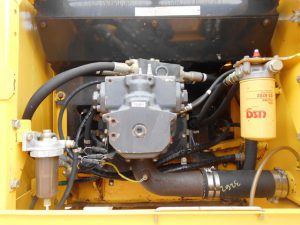 PC200LC-7L_ (10).JPG &nbsp;