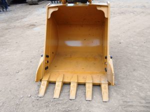 PC200LC-7L_ (9).JPG &nbsp;